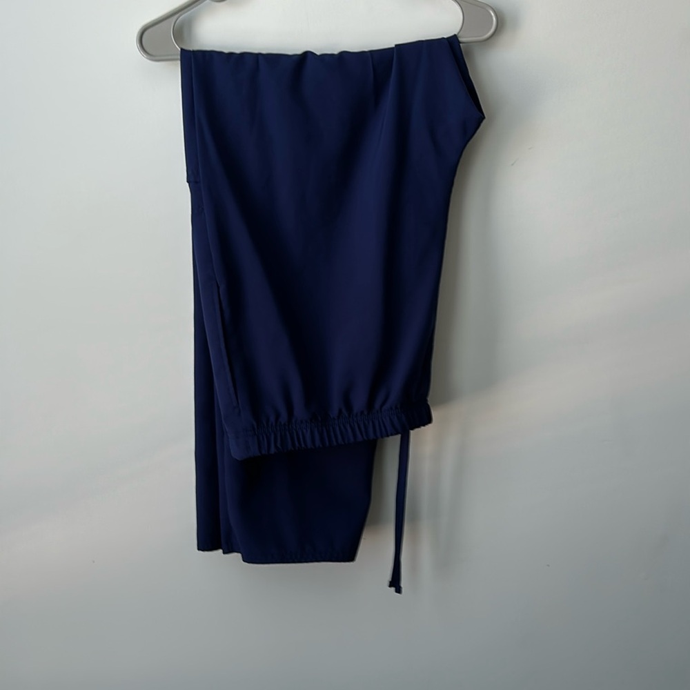 Scrub pants